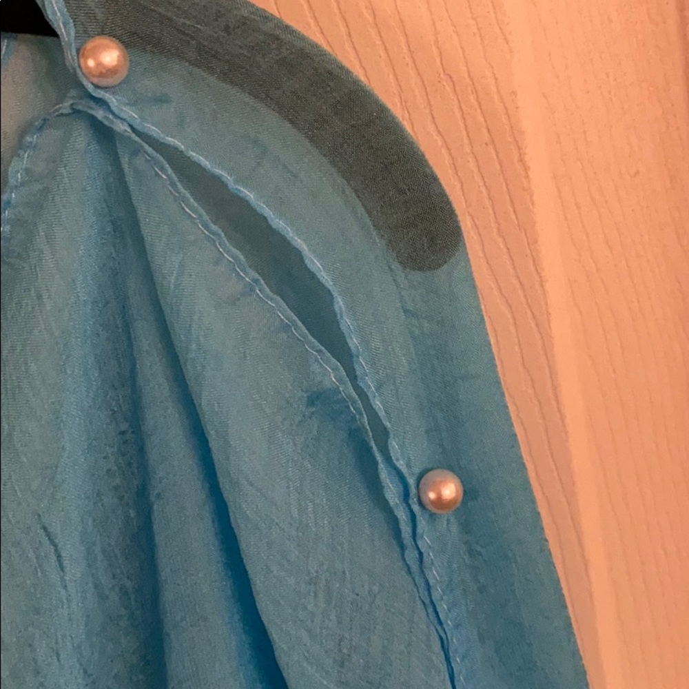 Convertible Turquoise Shawl - Picture 2 of 3